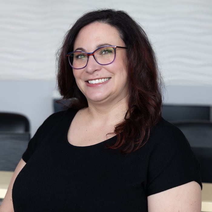 Jen, Dental Administrator